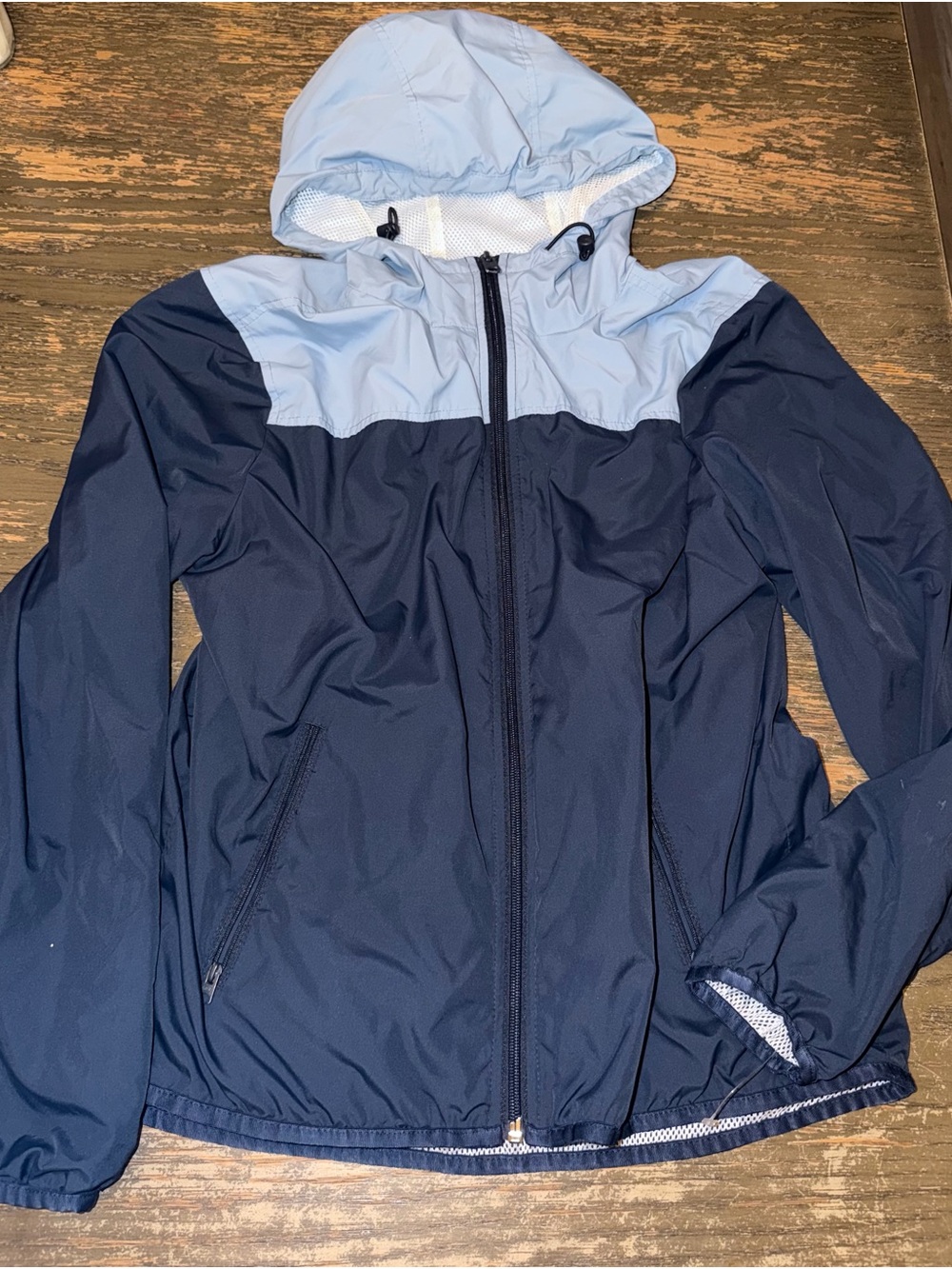 Abercrombie & Fitch Light Blue and Navy Men's Hooded Windbreaker Unisex Medium